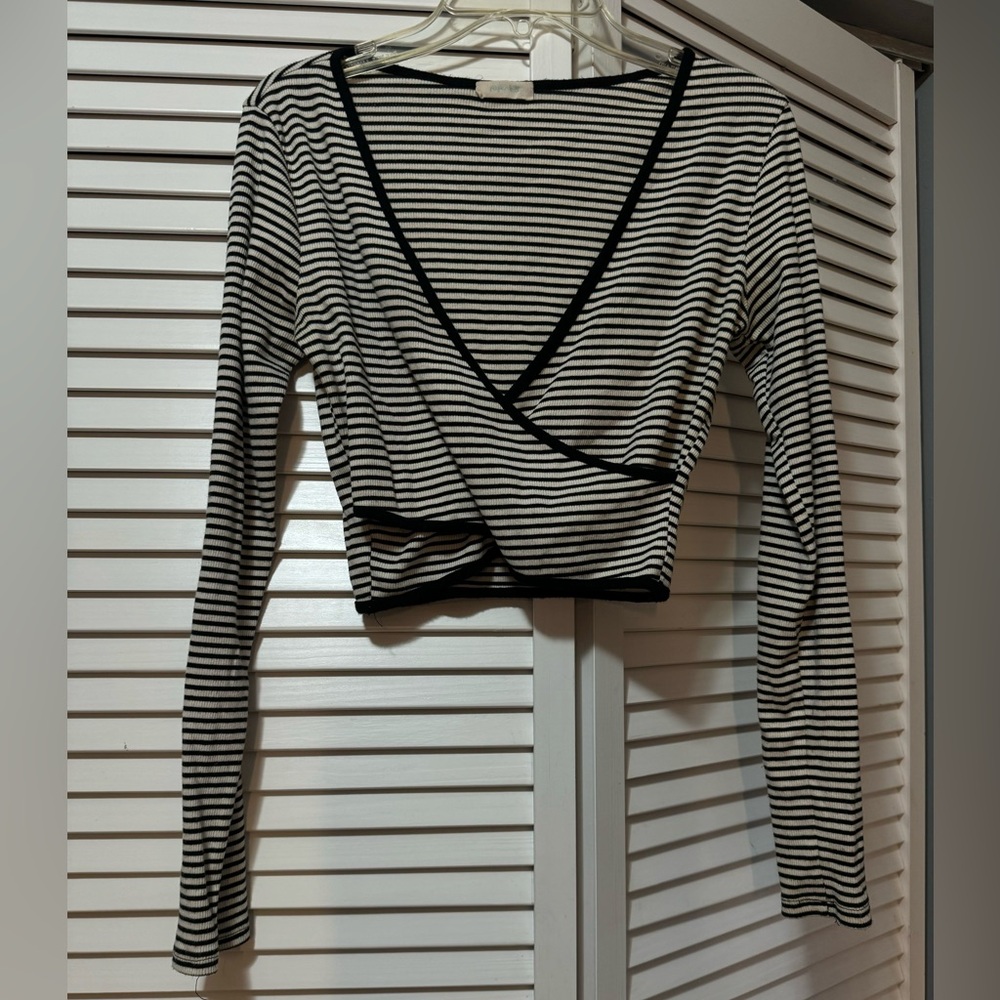 Paper Kite Women Striped Crop Top Long Sleeve Size M